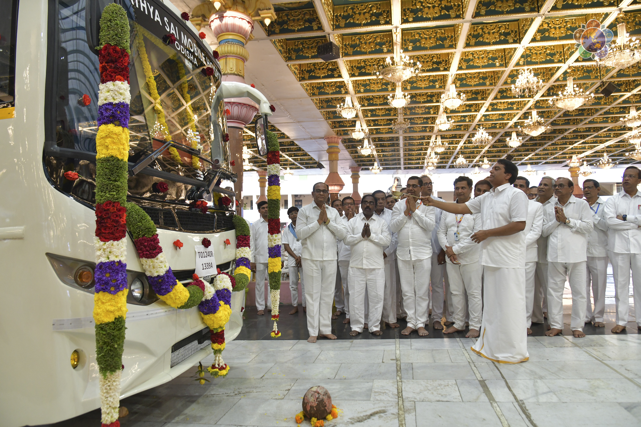 Inauguration Of New Sri Sathya Sai Mobile Hospital For The State Of   Imagefile 26  SPLIT  1707556700348 